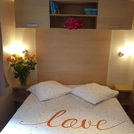 Camping Mobilhome *
